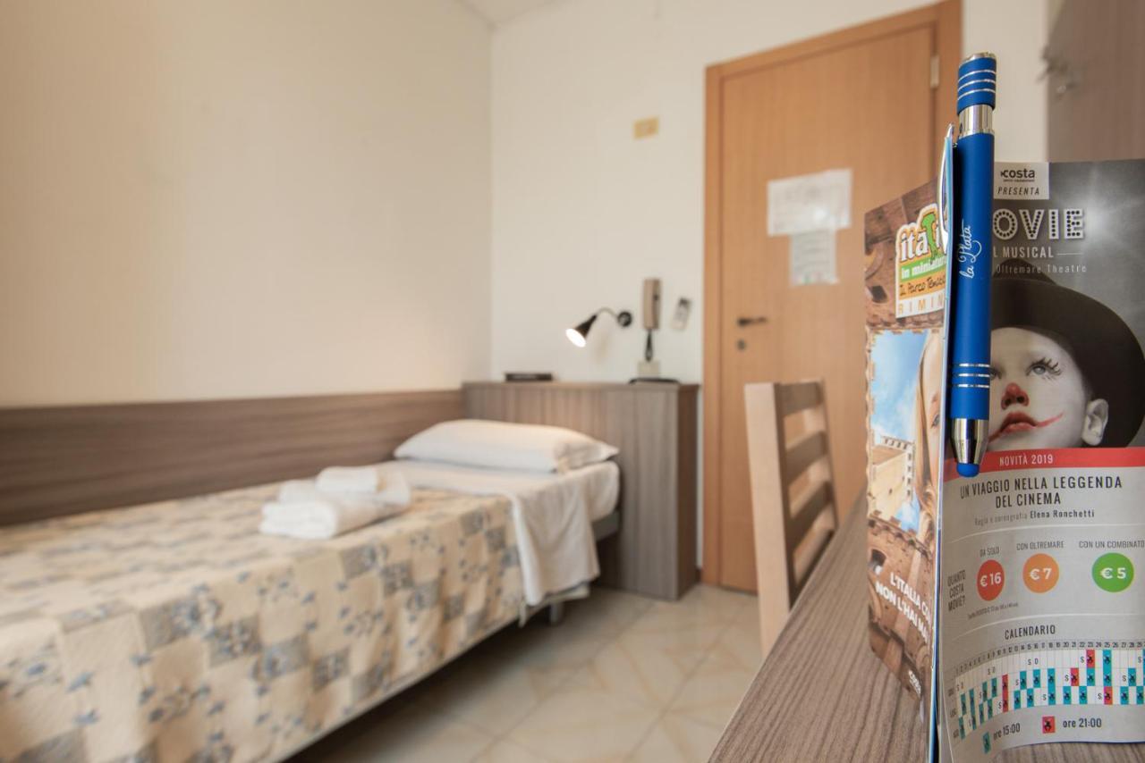 La Plata Hotel - Con Piscina Riccione Zewnętrze zdjęcie