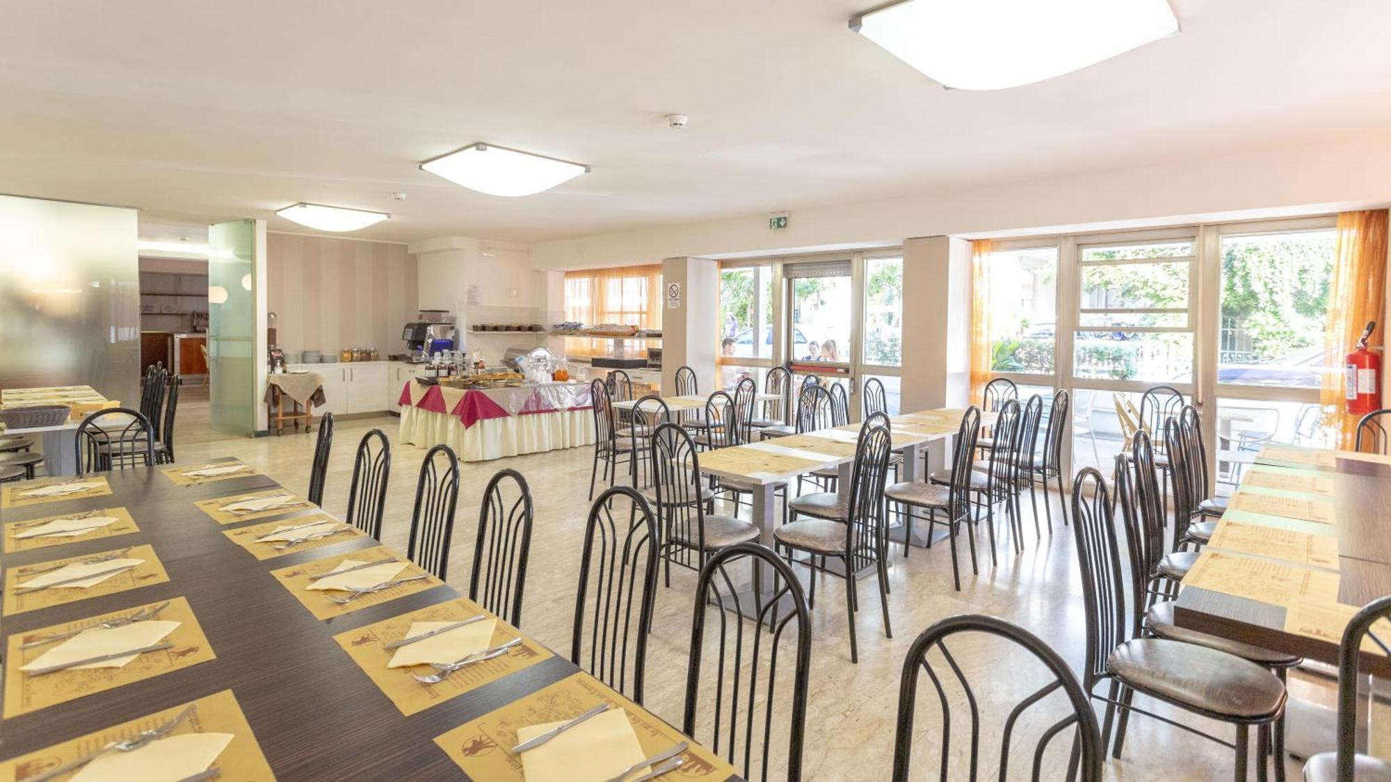 La Plata Hotel - Con Piscina Riccione Zewnętrze zdjęcie