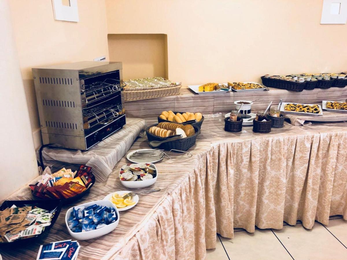La Plata Hotel - Con Piscina Riccione Zewnętrze zdjęcie